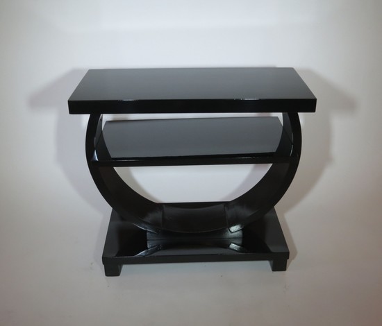 Modernage American Art Deco Black Lacquer Side Table Short